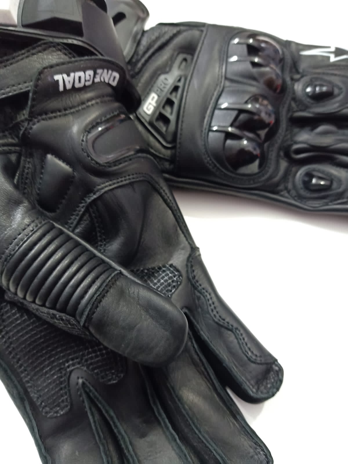 GP Pro Tech Air Leather Gloves Black/White